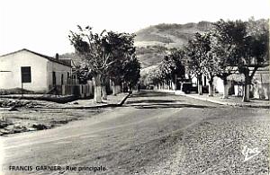 Francis Garnier - Rue principale